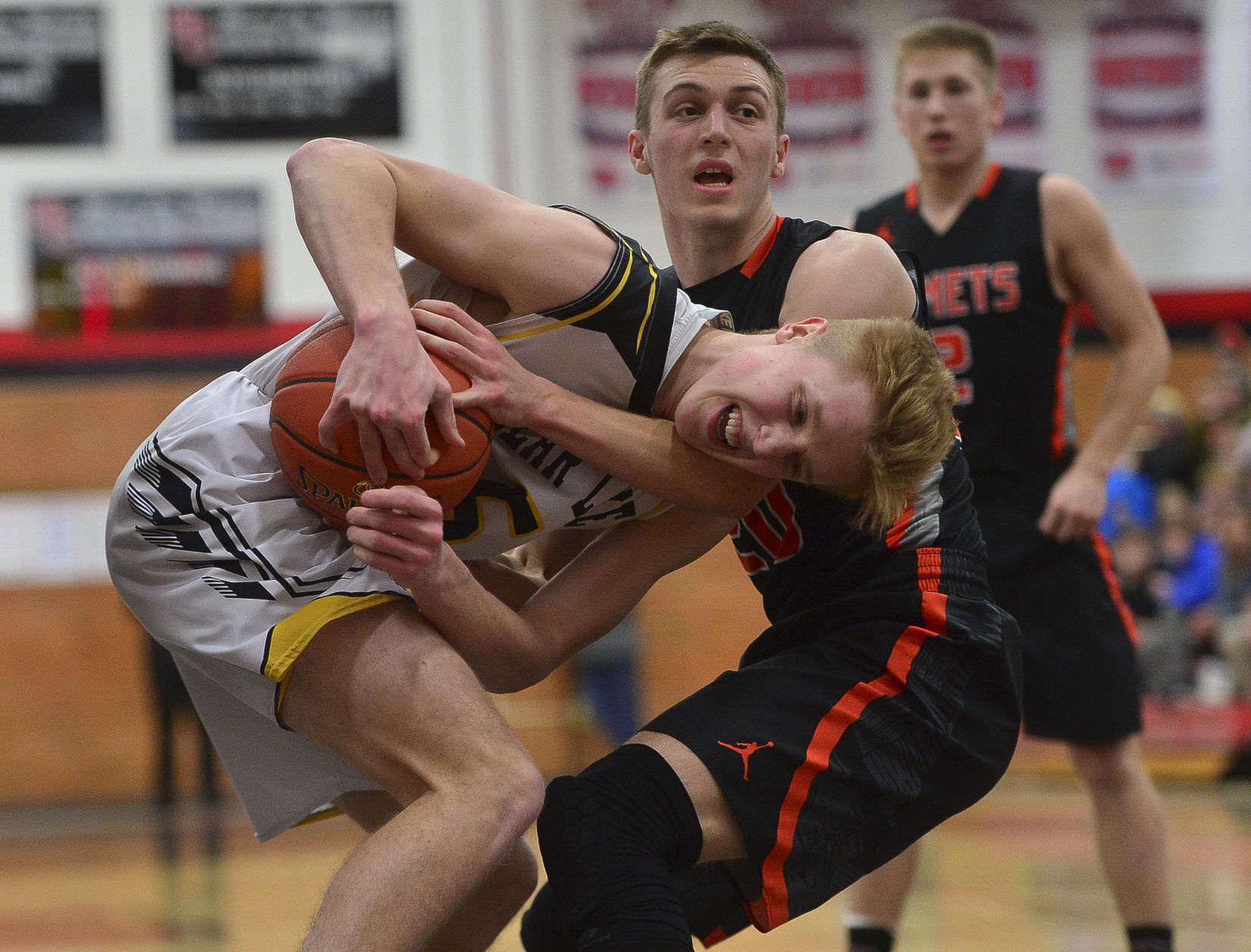 BBball Clear Lake vs. Charles City 6